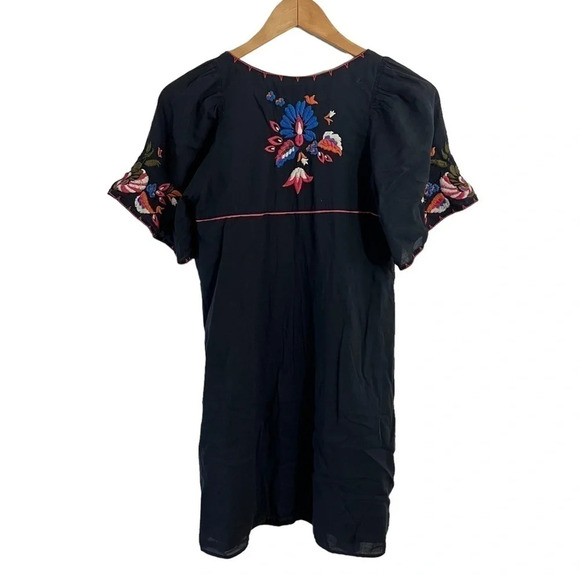 French Connection Floral Embroidered Dress Boho Size 2 Knee Length Colorful Thin - Picture 2 of 13